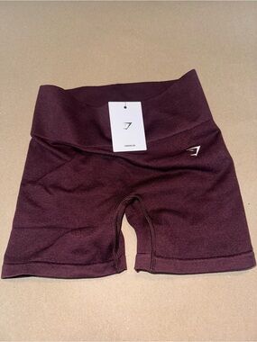 Gymshark Seamless Biker Shorts – Burgundy – NWT